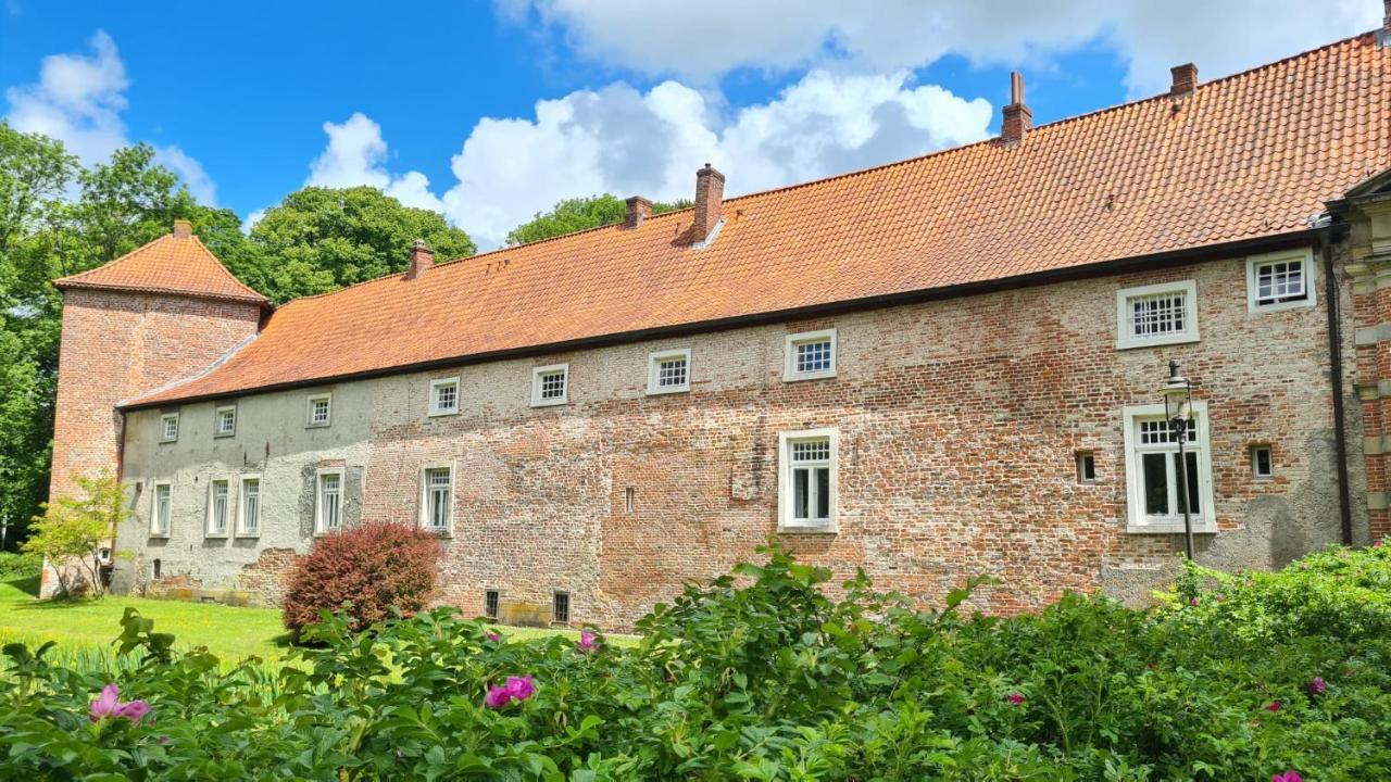 Ferienhaus Nordseeglueck Im Ferienpark Berumbur Esterno foto