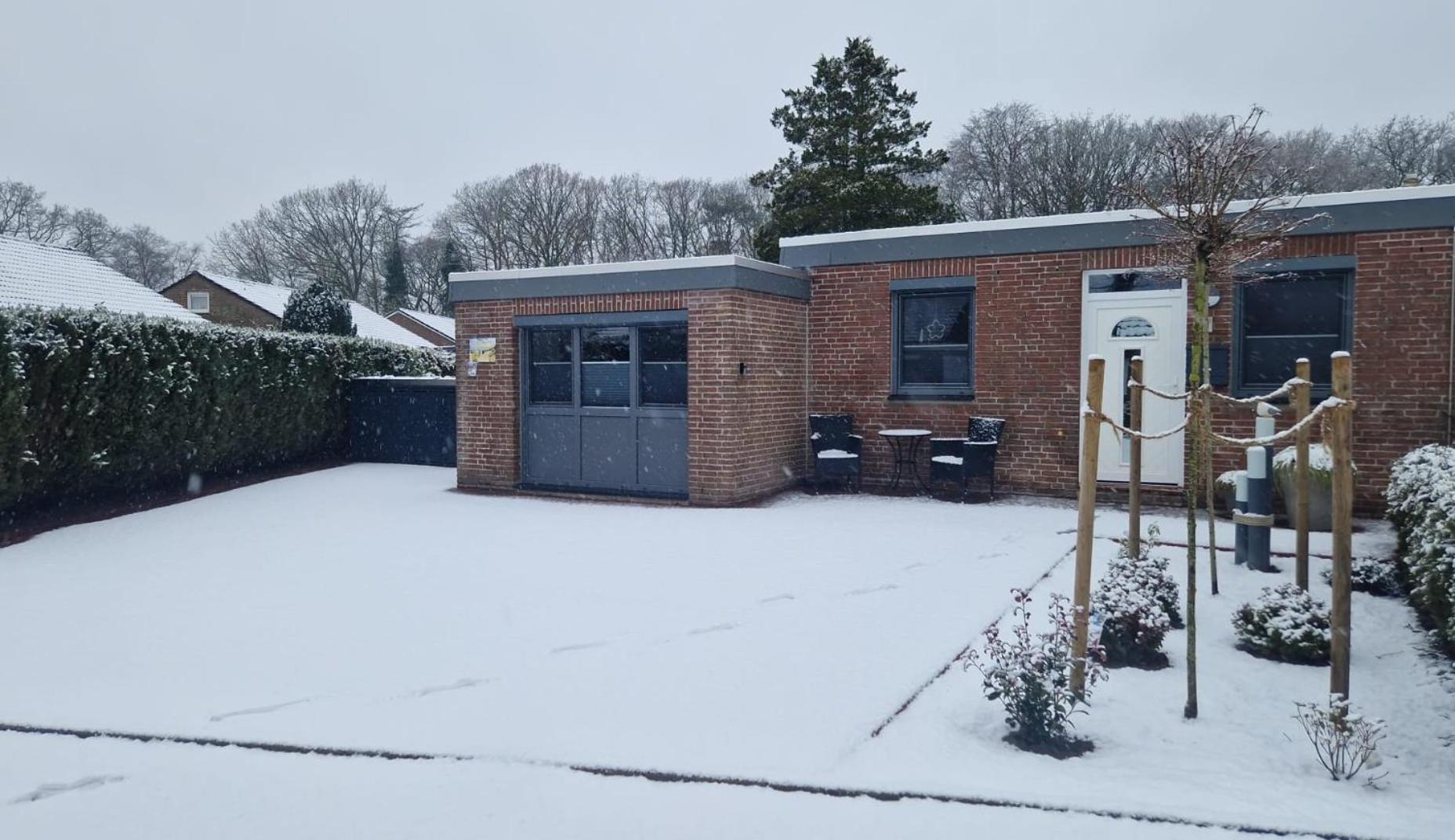 Ferienhaus Nordseeglueck Im Ferienpark Berumbur Esterno foto